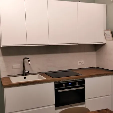 Apartman La Camelia - Scorci Di